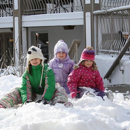 Fern Resort Orillia Zewnętrze zdjęcie