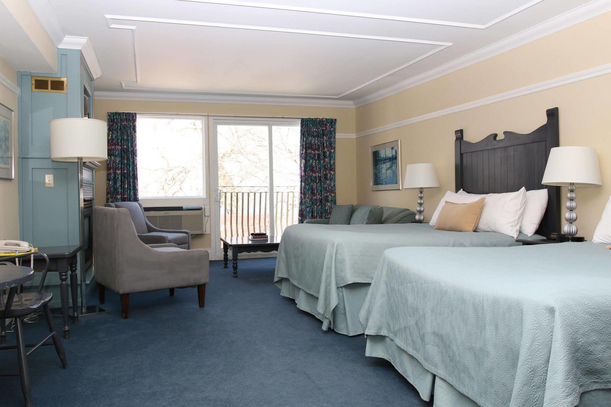 Fern Resort Orillia Zewnętrze zdjęcie