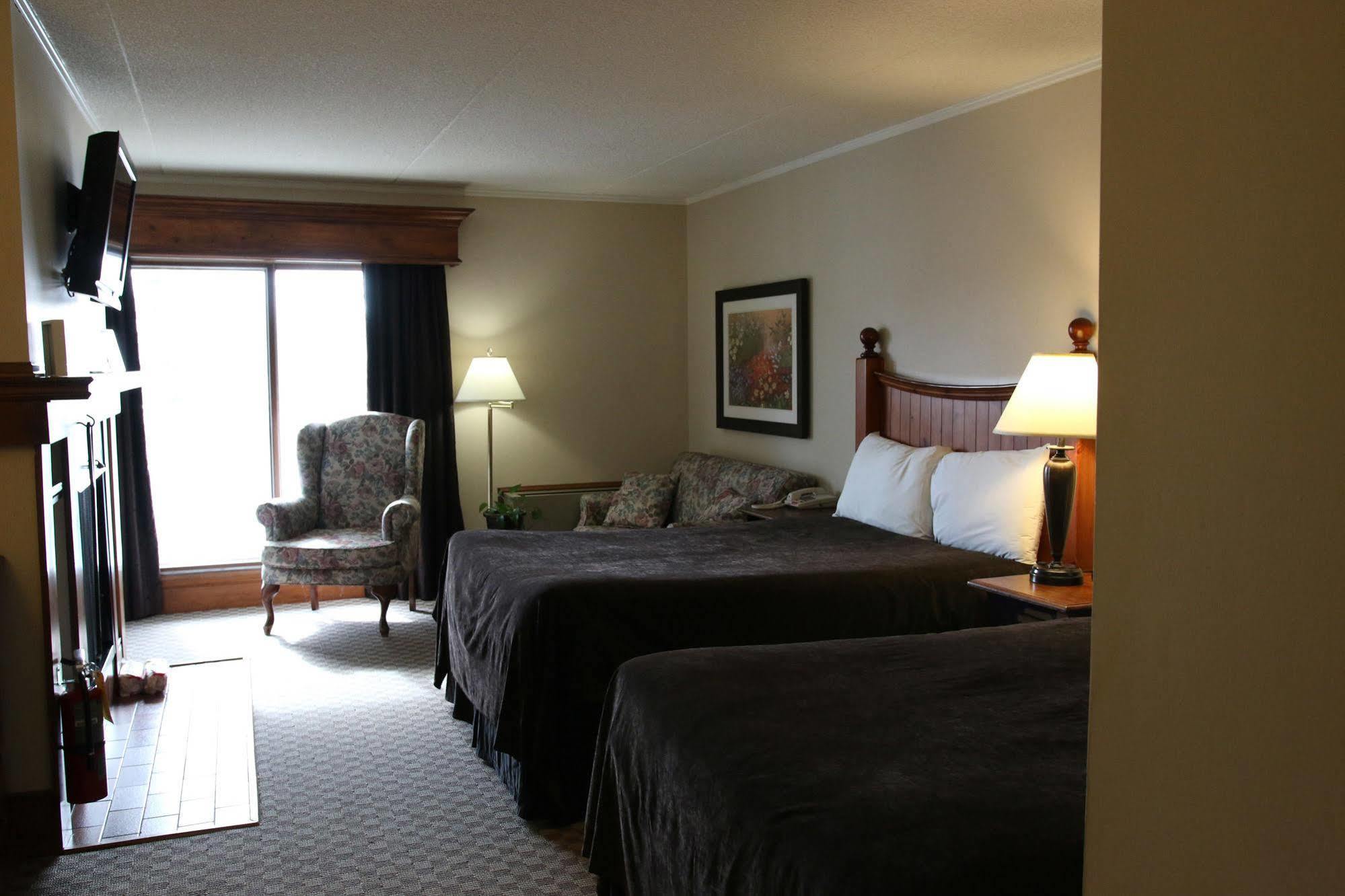 Fern Resort Orillia Zewnętrze zdjęcie